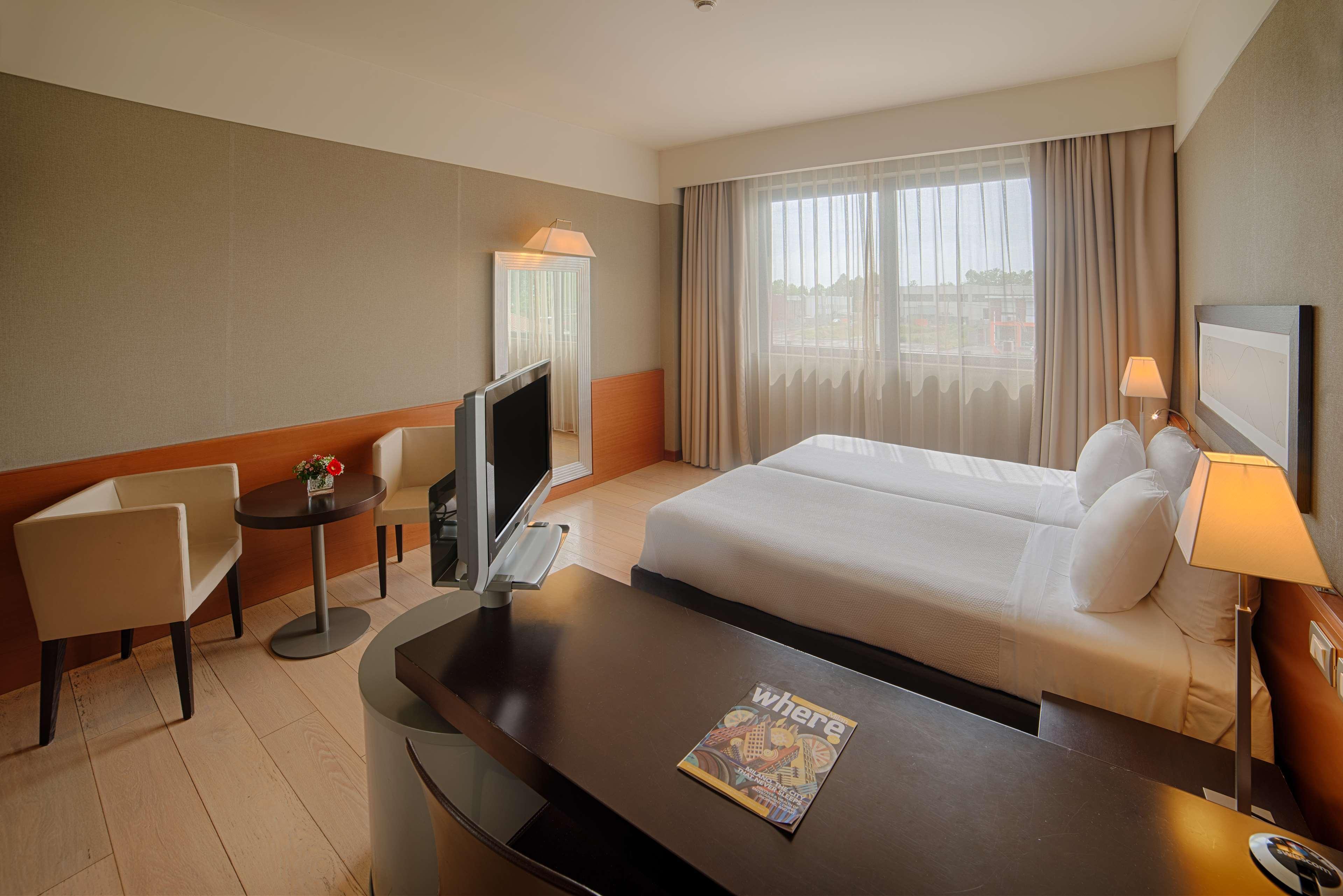 Nh Linate Otel Peschiera Borromeo Dış mekan fotoğraf
